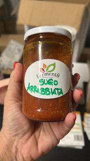 Sugo alla Arrabbiata Artigianale – 250g | Pomodoro, Aglio, Olio e Peperoncino